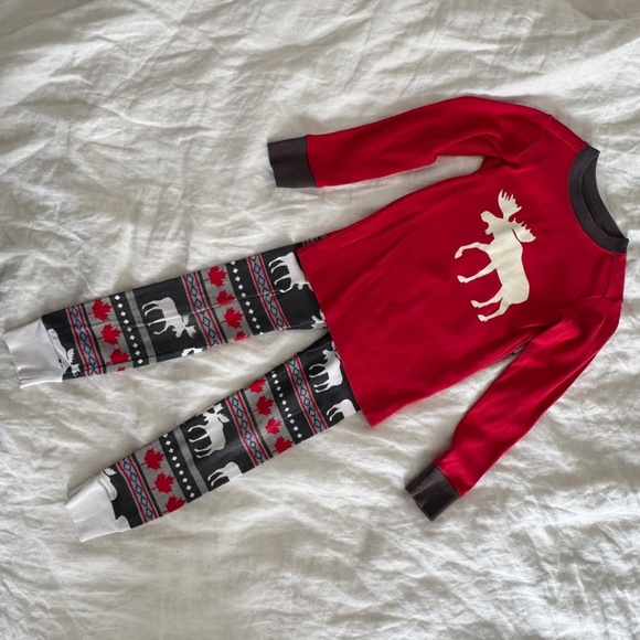 Christmas PJ set in size 3T - Picture 1 of 2